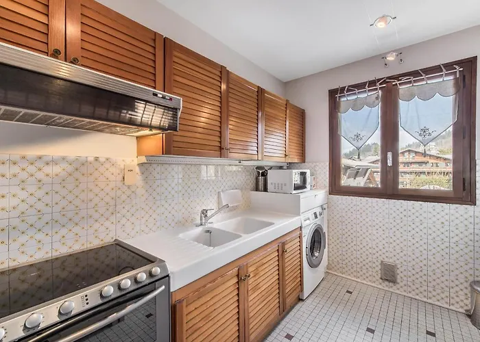 Апартаменты 2 Pieces Au Coeur De Avec Balcon Et Parking - Fr-1-453-118 *